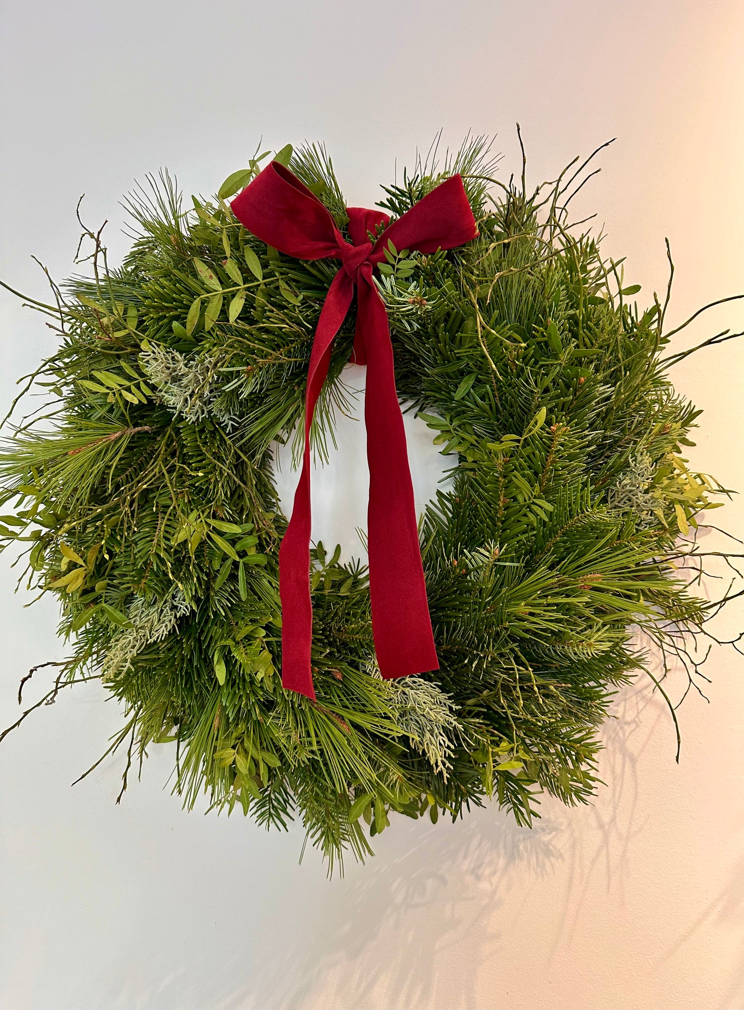 Corona navideña natural