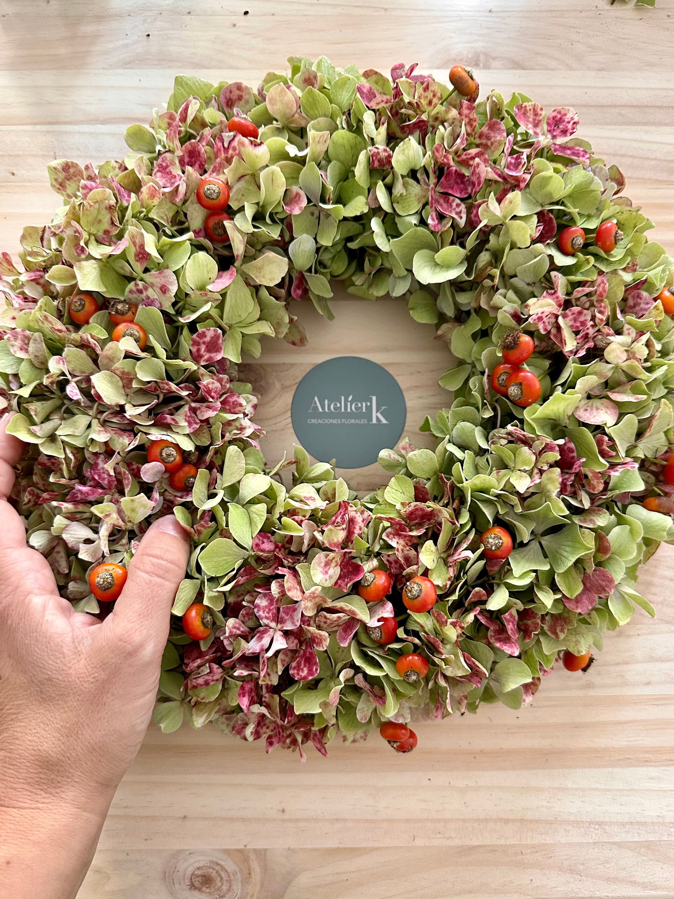 Corona Hortensia rojo-verde