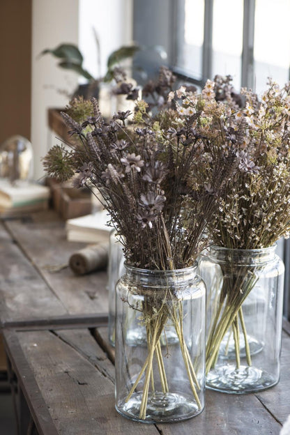 Jarrón de vidrio transparente