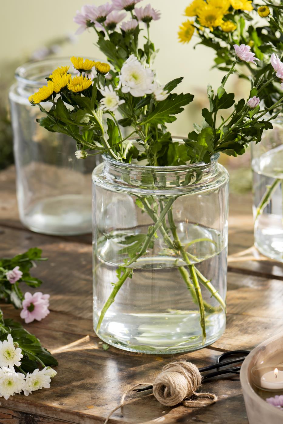 Jarrón de vidrio transparente