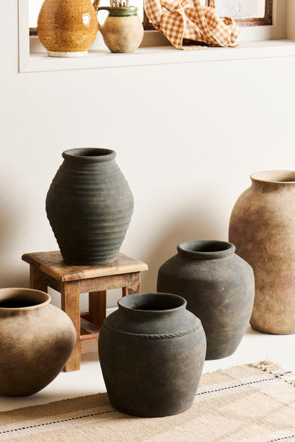 Jarrón rústico de terracota